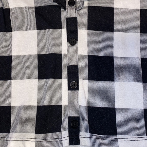 Childrens place white/black checkered top - Picture 4 of 4
